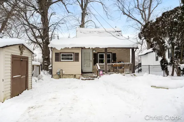 3779 Willow Drive NE, GrandRapids, MI 49525