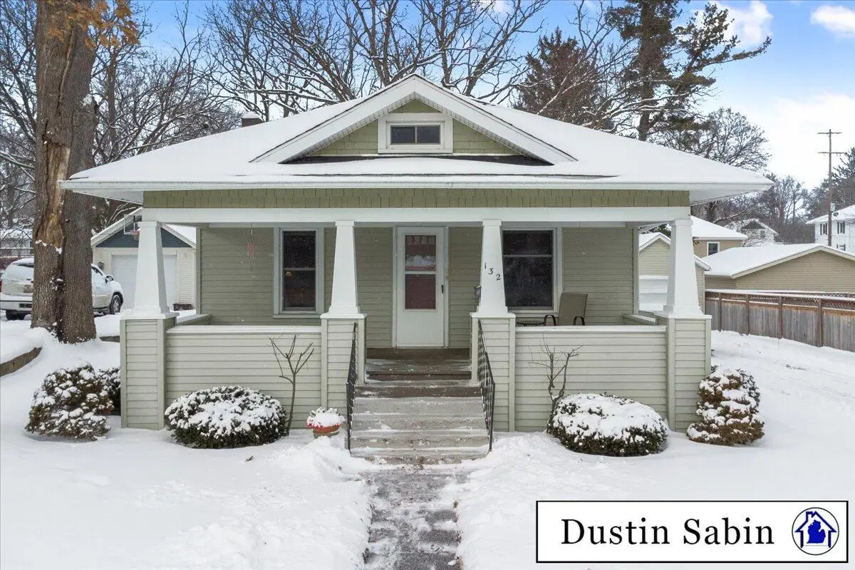132 E Lincoln Avenue, Ionia, MI 48846 - Image #1