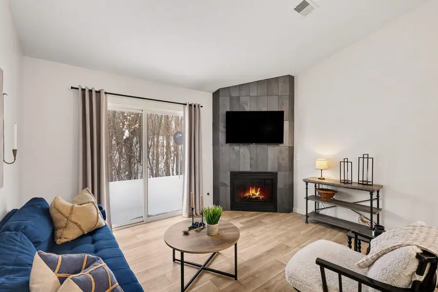 3333 Clear Vista Court NE Building: 0 Unit: 23, Northview, MI 49525 - #2