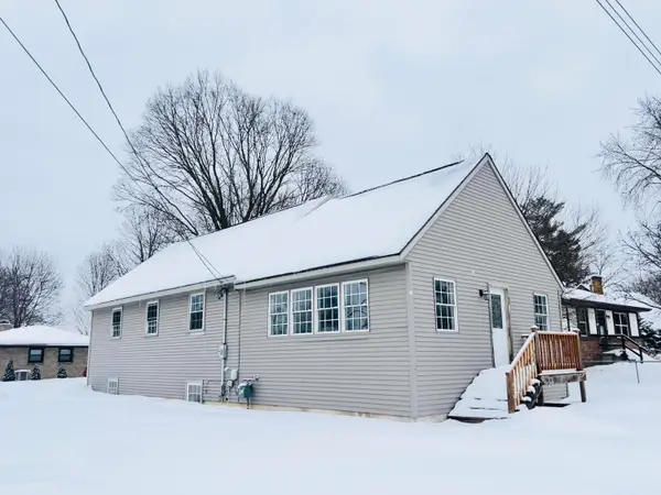 3994 Canal Avenue SW, Grandville, MI 49418