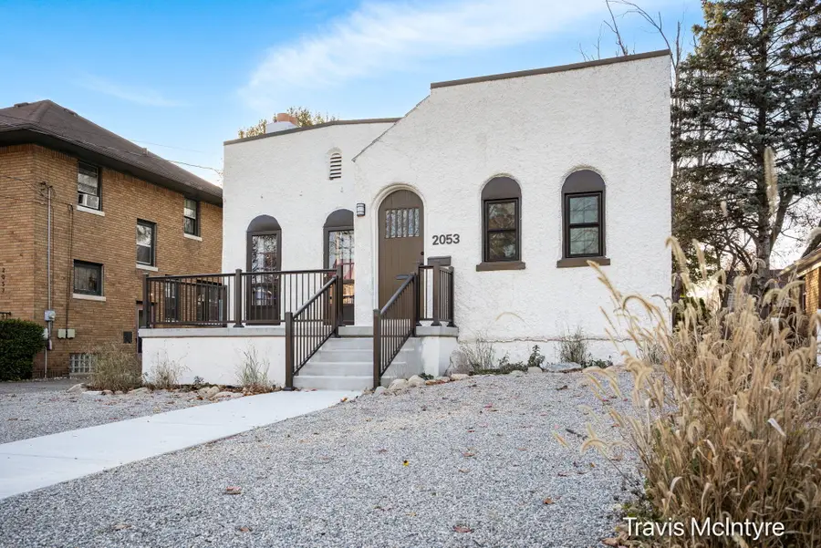 2053 Paris Avenue NE, Grand Rapids, MI 49505 - Image #2