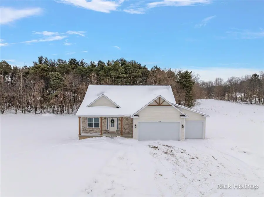 9738 56th Avenue, Allendale, MI 49401 - #2