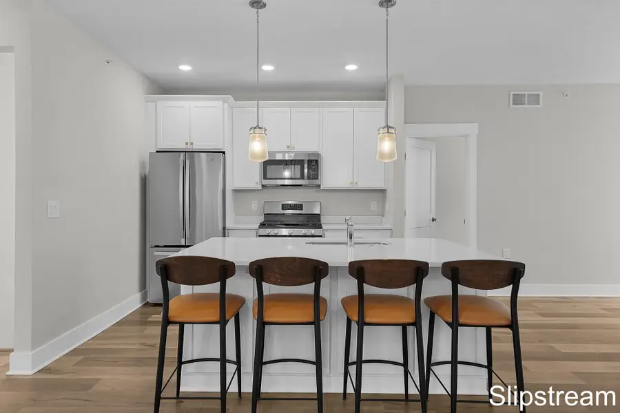 2354 Watertown Way NE, Grand Rapids, MI 49505 - #3