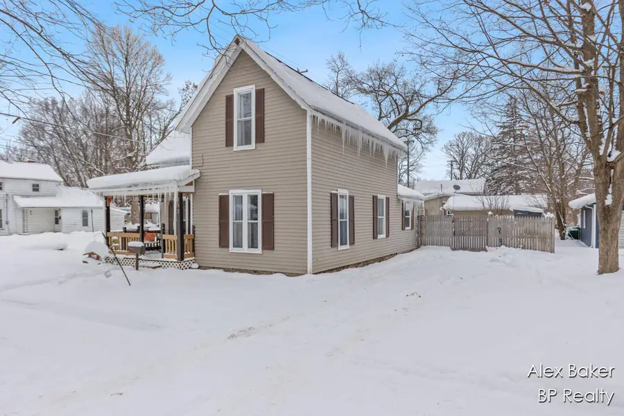 303 W Franklin Street, Otsego, MI 49078 - Image #2