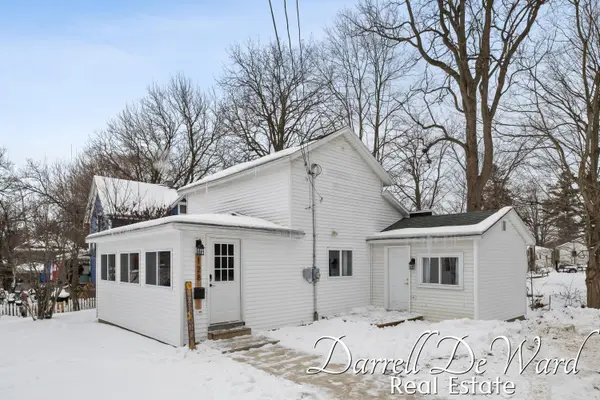 128 E Grand Street, Hastings, MI 49058