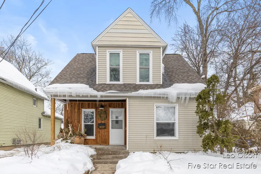 1037 Lilac Court NE, Grand Rapids, MI 49503 - #2