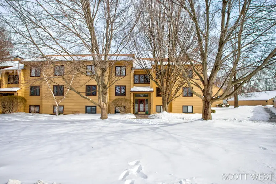 300 Farington Boulevard Unit: 16, Holland, MI 49423 - #2