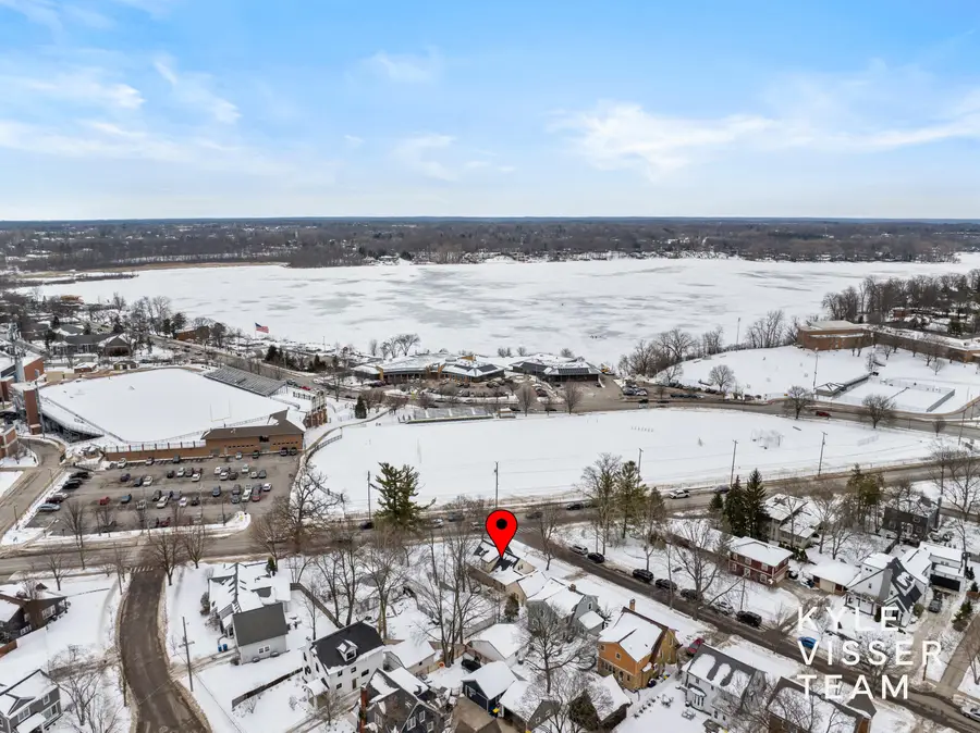 849 Maxwell Avenue SE, East Grand Rapids, MI 49506 - #2