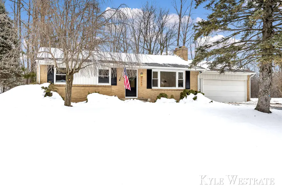 3349 Chevy Chase Street NE, Grand Rapids, MI 49546 - #2