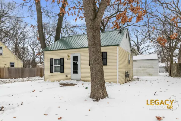 5069 Cisne Avenue SW, Wyoming, MI 49548