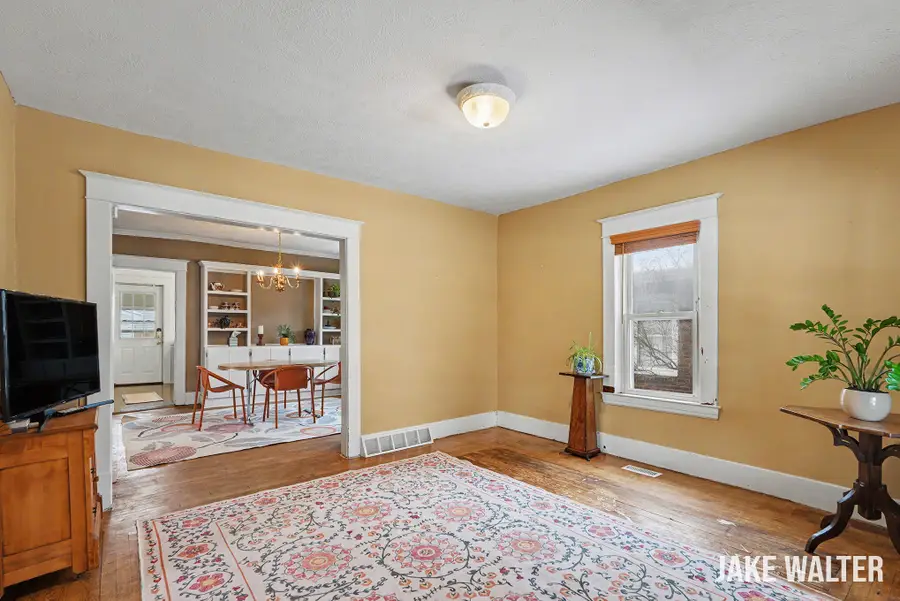 1125 Veto Street NW, Grand Rapids, MI 49504 - #2