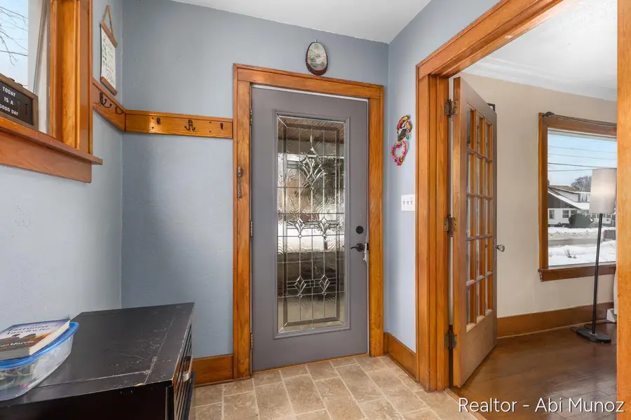 1841 Federal Avenue SW, Grand Rapids, MI 49509 - #3