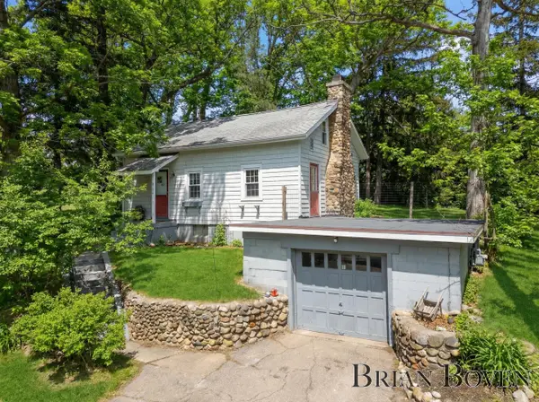 3745 Reeds Lake Boulevard SE, GrandRapids, MI 49506