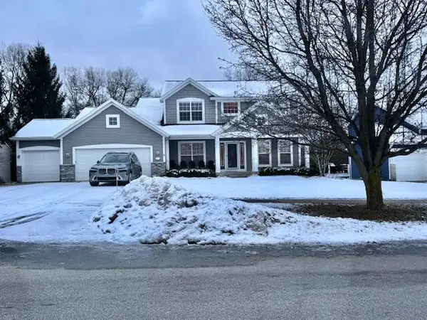 3472 Mason Ridge Drive NE, GrandRapids, MI 49525