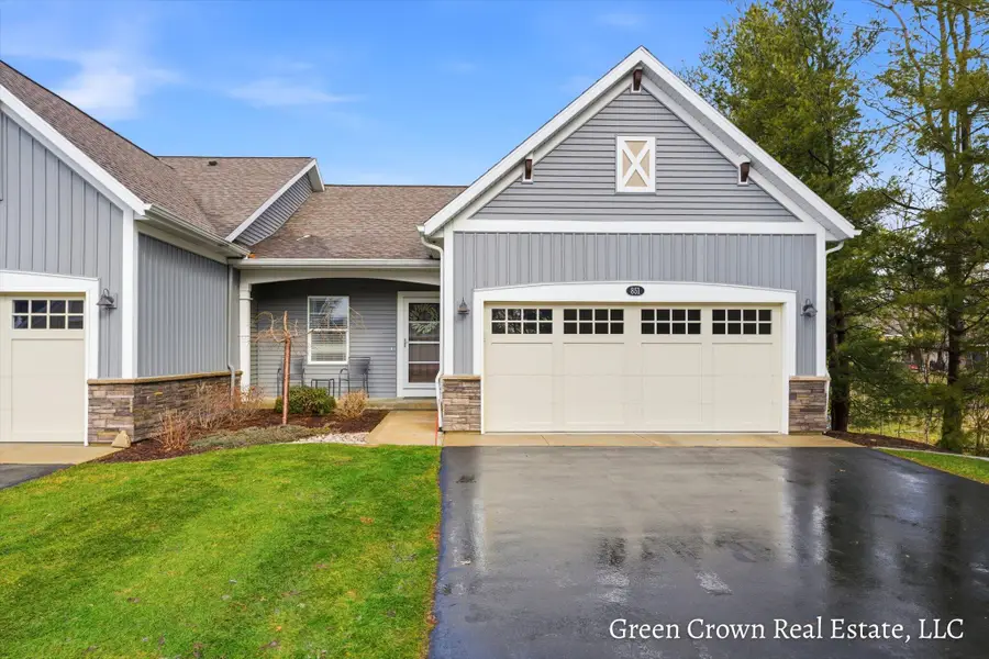 851 S Center Park Drive SW, Byron, MI 49315 - #2