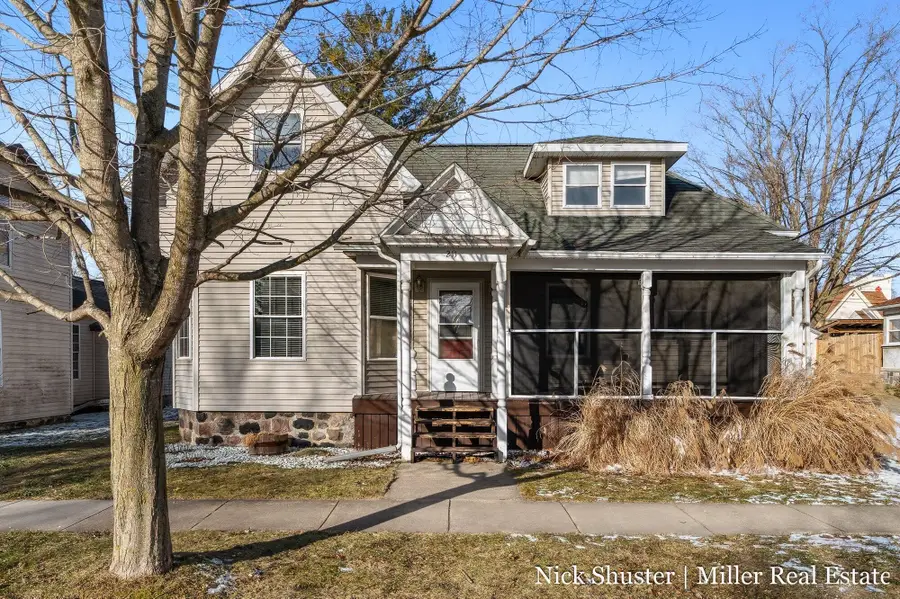 211 N Queen Street, Nashville, MI 49073 - #2