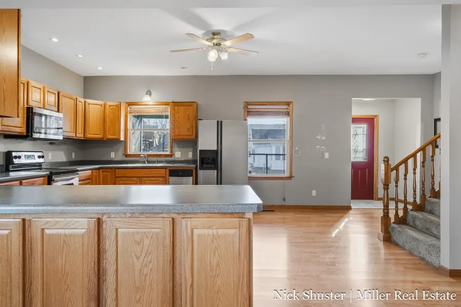 211 N Queen Street, Nashville, MI 49073 - #3