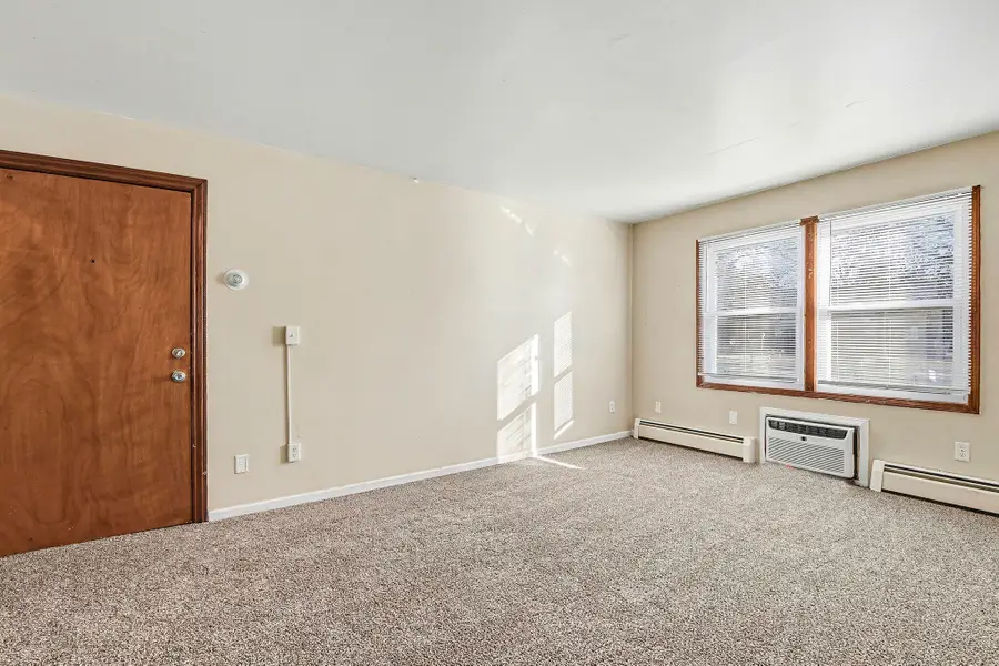 3201 Marshall Avenue SE, Grand Rapids, MI 49508 - #3