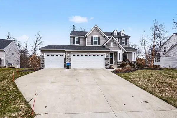 7918 Carlisle Crossings Boulevard SW, ByronCenter, MI 49315