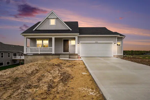4904 Bethpage Drive NW, ComstockPark, MI 49321