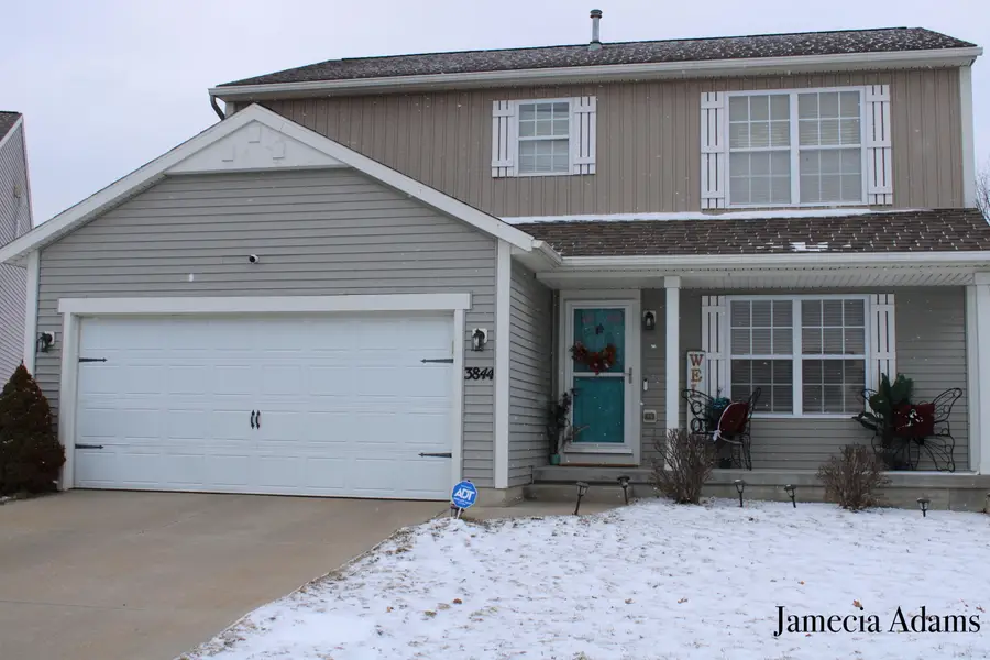 3844 Pfeiffer Woods Court SE, Kentwood, MI 49512 - #2