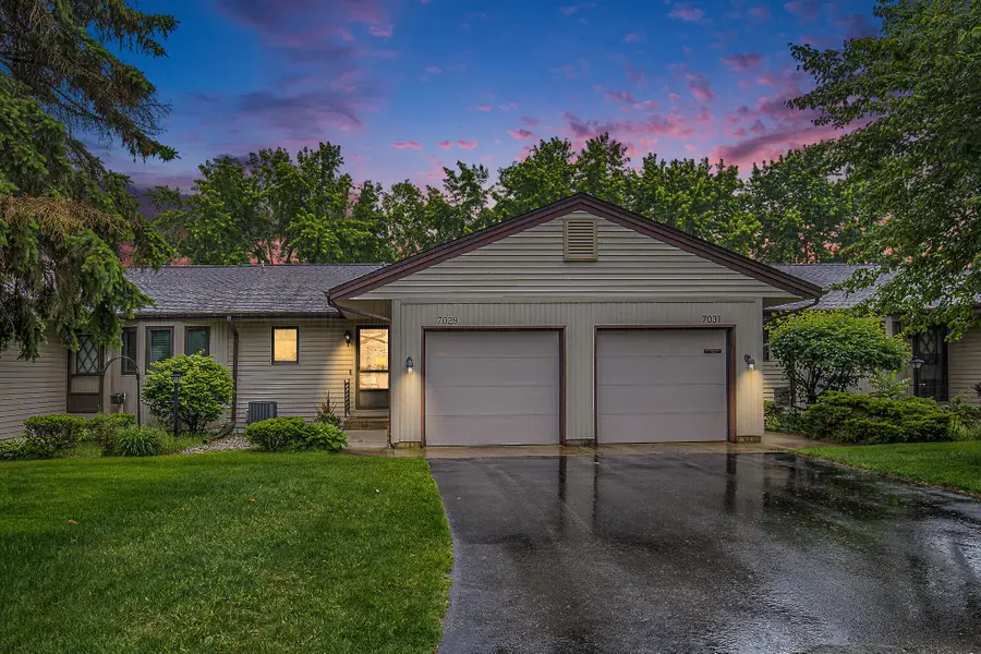 7029 Gardenview Court SW, Cutlerville, MI 49315 - #2
