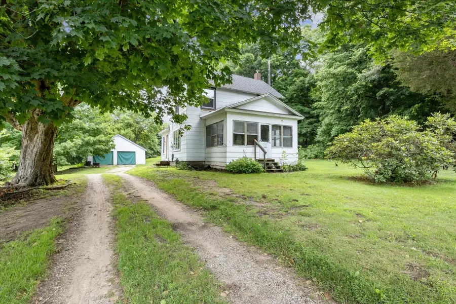 842 10th Street, Plainwell, MI 49080 - #2