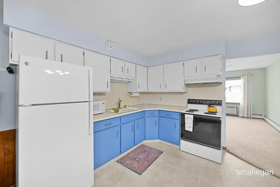 631 Blue Ash Drive SE, Kentwood, MI 49548 - #2