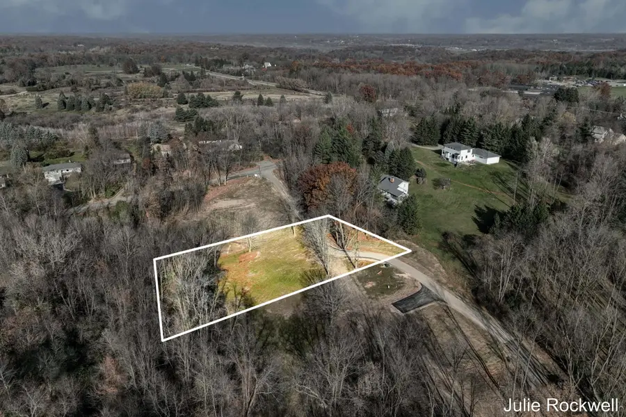 4268 Bradford Street NE, Grand Rapids, MI 49525 - #3