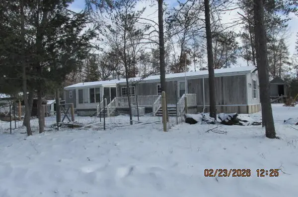 8990 S Crosby Road, Idlewild, MI 49642