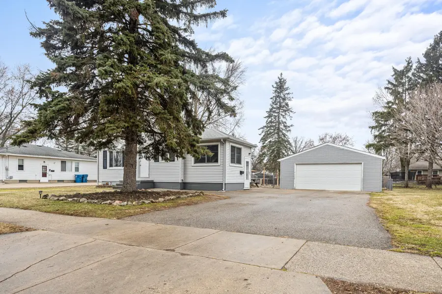 3715 Grant Street, Hudsonville, MI 49426 - #2