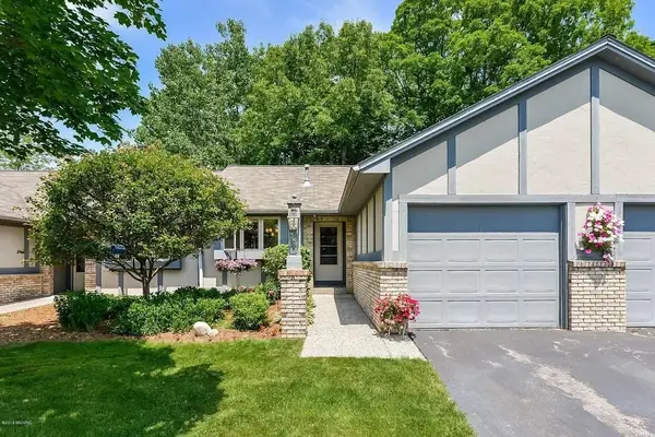 3008 Kay Drive SE, GrandRapids, MI 49508