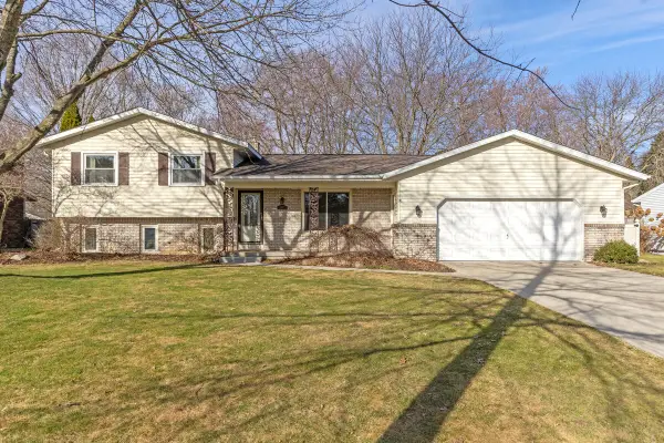 1335 Sierra Avenue NW, GrandRapids, MI 49534