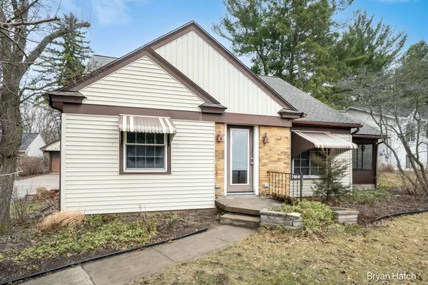 2836 Fuller Avenue NE, GrandRapids, MI 49505