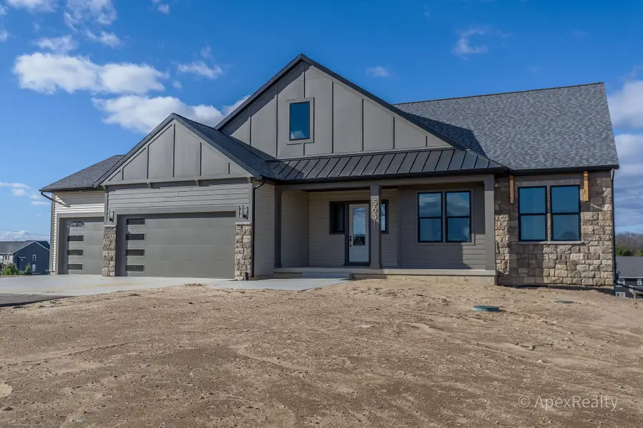 5631 Pioneer Pass SE Unit: 15, Caledonia, MI 49316 - #2