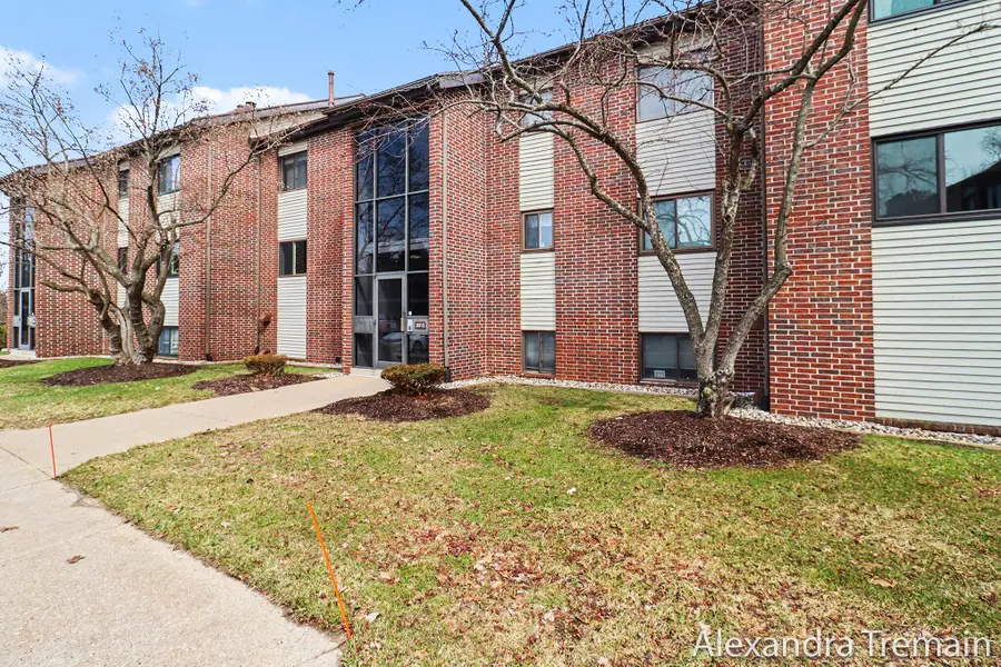 3312 Devonwood Hills Drive NE Unit: C, Grand Rapids, MI 49525 - #2