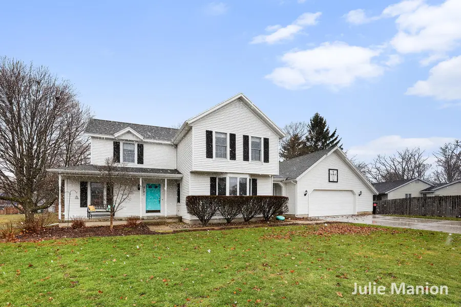 4701 Maplehollow Court SE, Kentwood, MI 49508 - #3