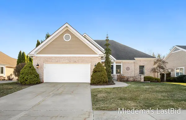 6146 E Longview Drive, EastLansing, MI 48823