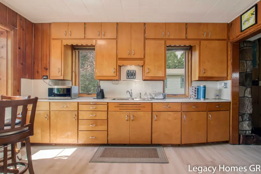 762 Parkwood Drive, Belvidere, MI 48886 - #3