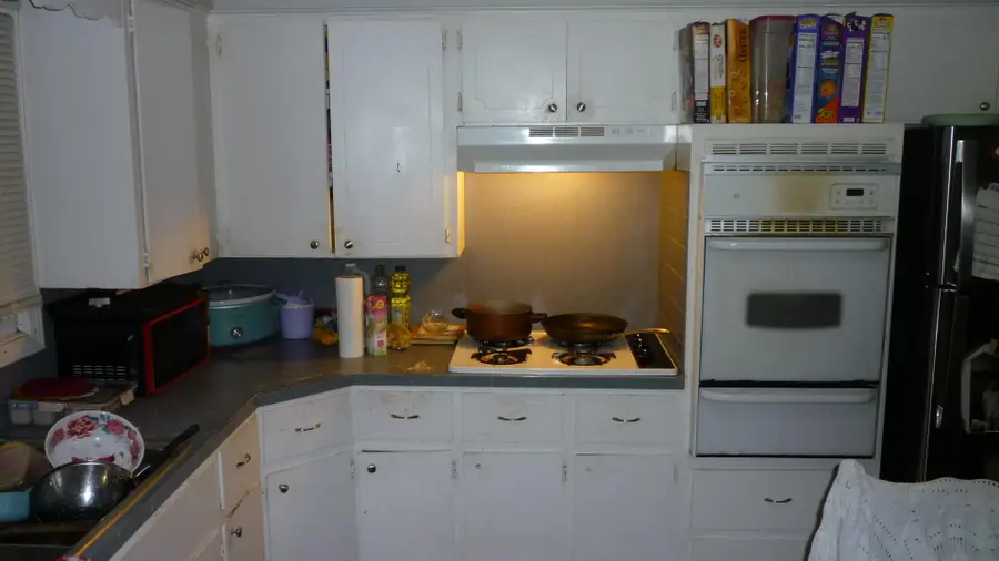 4704 Burton Street SE, Kentwood, MI 49546 - #2