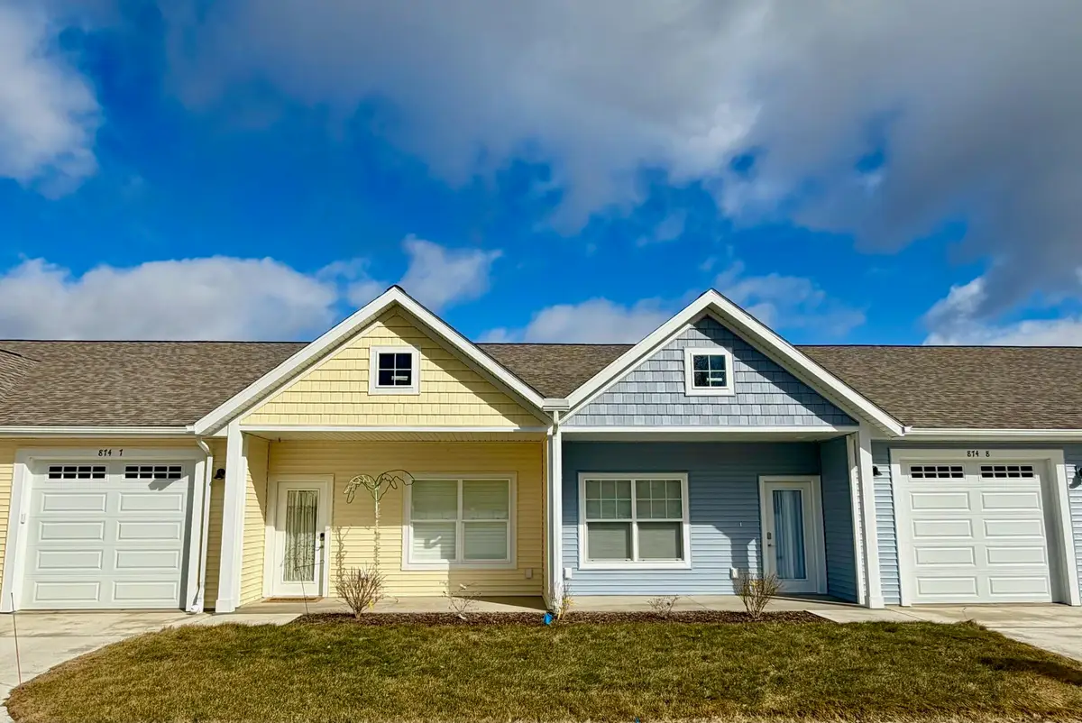 874 3rd Avenue Building: 3 Unit: 13, Lake Odessa, MI 48849 - #1