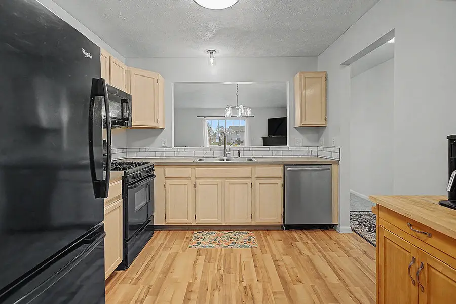 5423 Rivertown Circle SW Building: 0, Wyoming, MI 49418 - #3