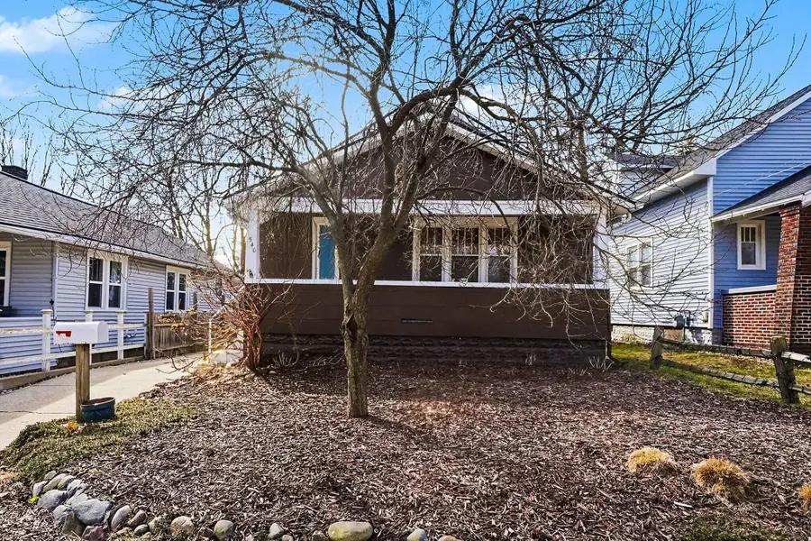 540 Woodridge Street NE, Grand Rapids, MI 49505 - #2