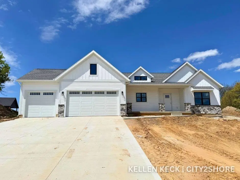 11325 Bancroft Way SE, Alto, MI 49302 - #1