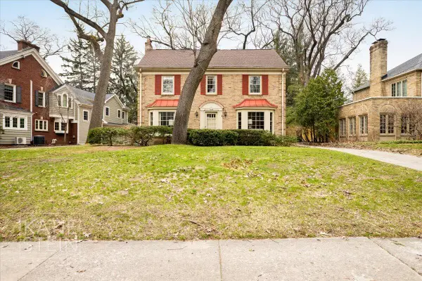 1705 Pontiac Road SE, EastGrandRapids, MI 49506