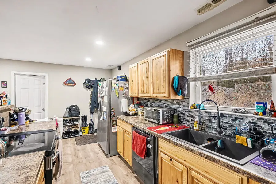 1147 S Bingham Avenue, Sherman, MI 49349 - #3