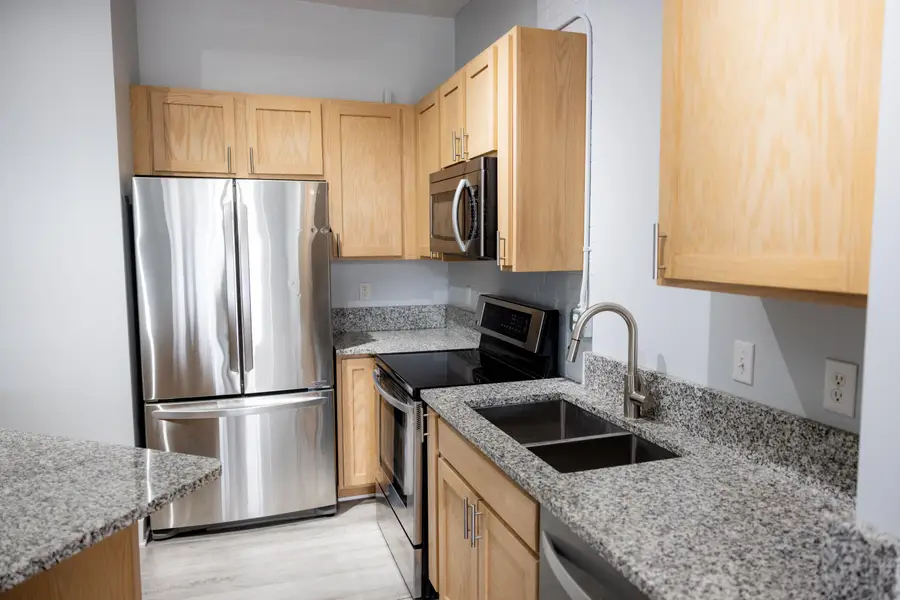 600 Broadway Avenue NW Unit: 118, Grand Rapids, MI 49504 - #3