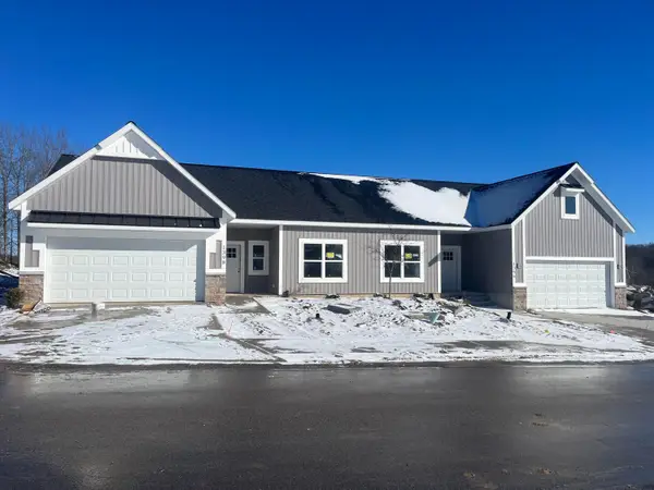 1396 Center Hill Road SE Unit: 52, Lowell, MI 49331