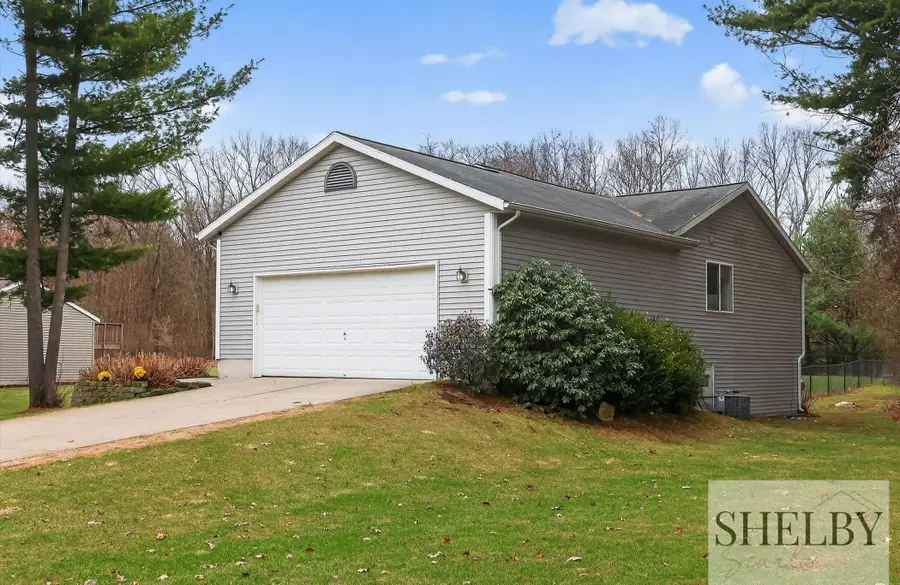 12294 Holmden Drive NE, Rockford, MI 49341 - #2