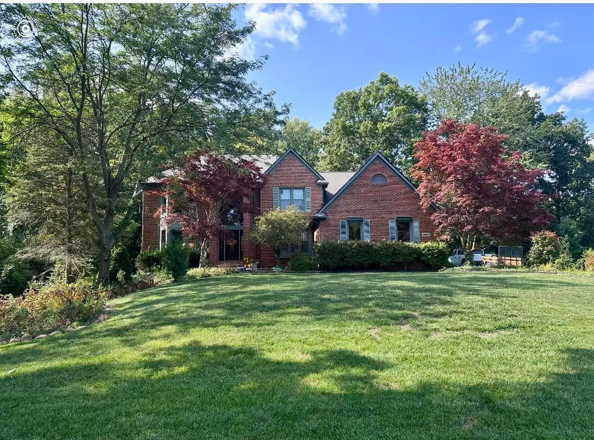 12091 Pembrooke Circle, South Lyon, MI 48178 - #1